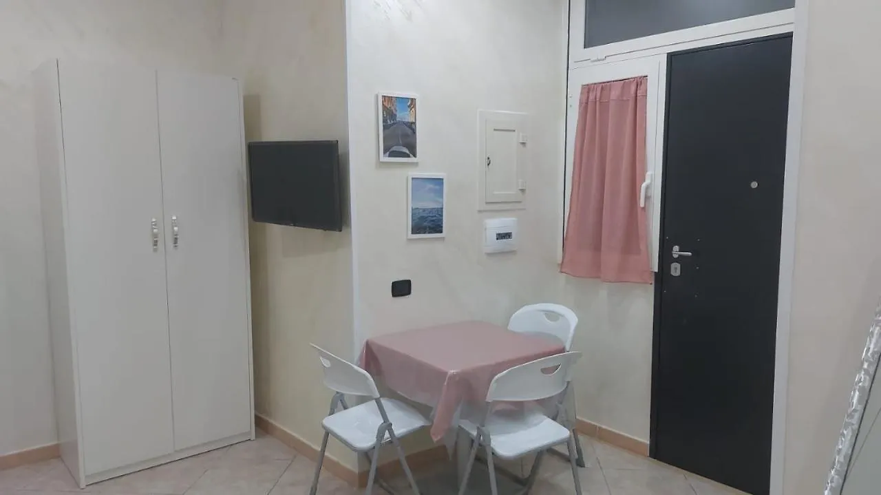 Civico 20 Apartment Naples Italy